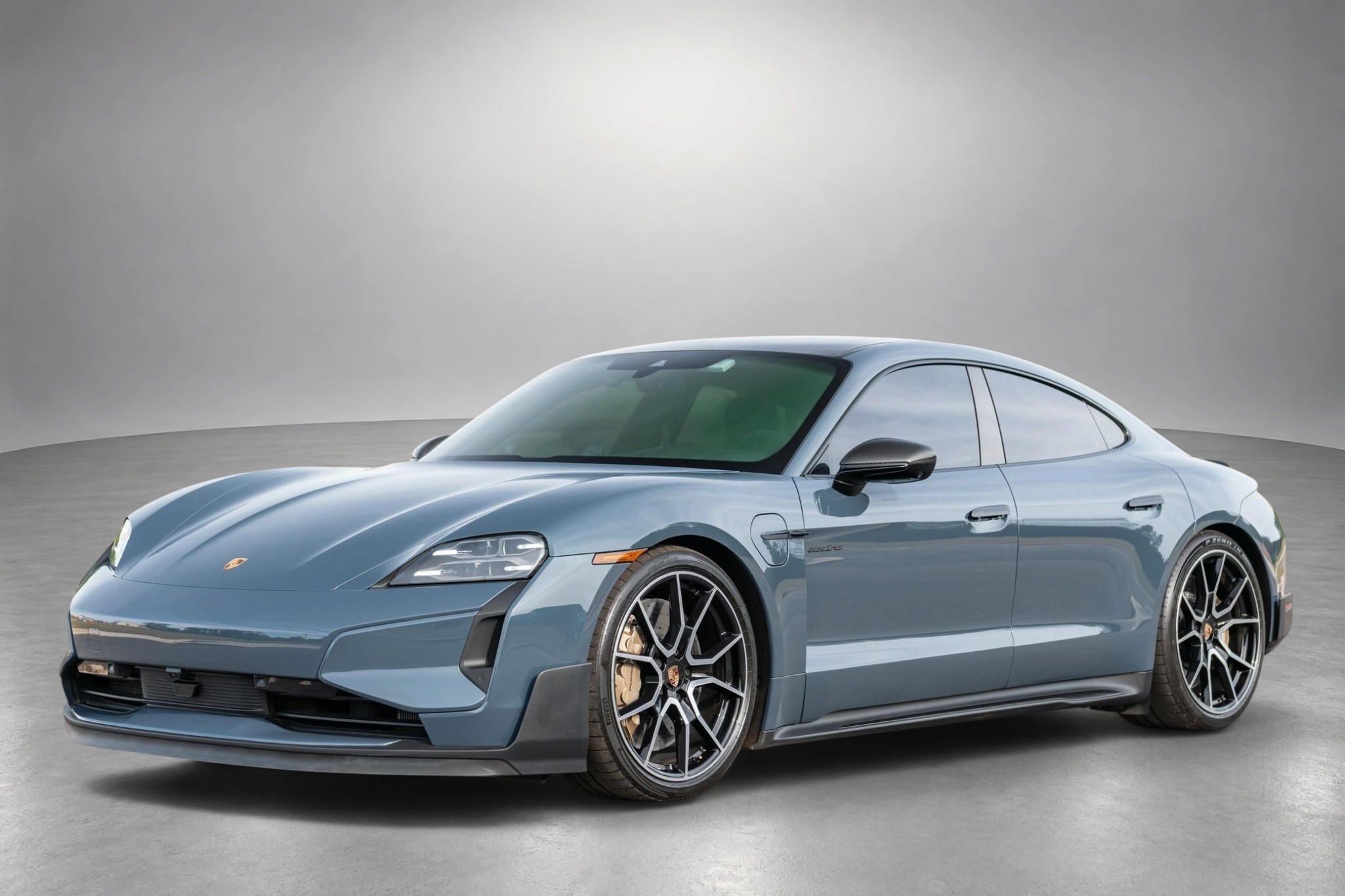 2025 Porsche Taycan